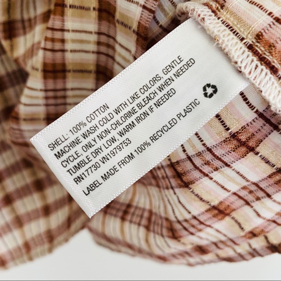 NWT Universal Thread V-Neck Plaid Blouse - Picture 8 of 10